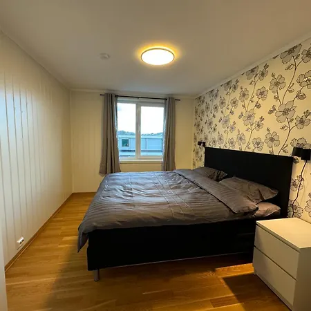 Charming 3-bedroom In The Heart Of Kristiansund