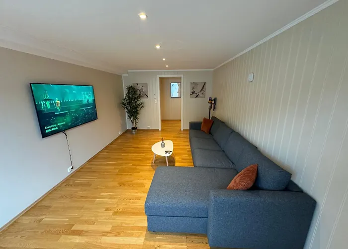 Charming 3-bedroom In The Heart Of *