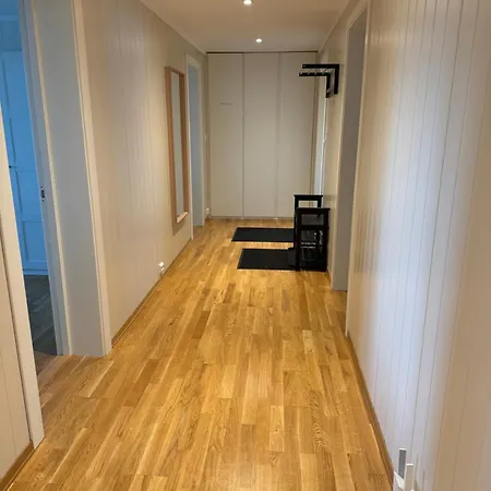Charming 3-bedroom In The Heart Of Appartement
