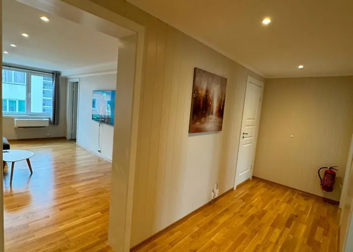 Charming 3-bedroom In The Heart Of Appartement Kristiansund